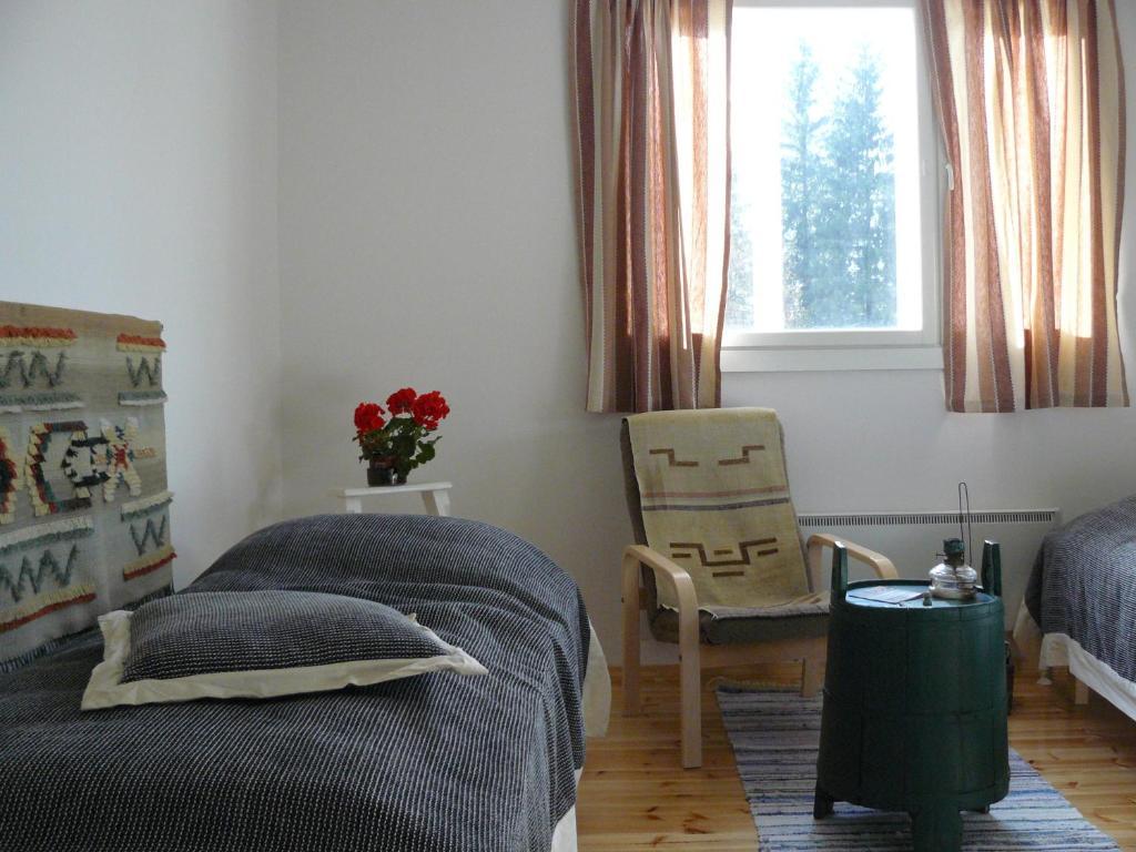 Tuhannen Tarinan Talo Kannuskoski Room photo